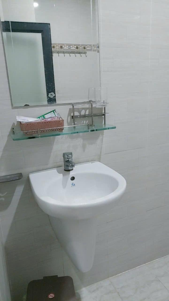 Motel Thuy Tien Вунгтау Экстерьер фото